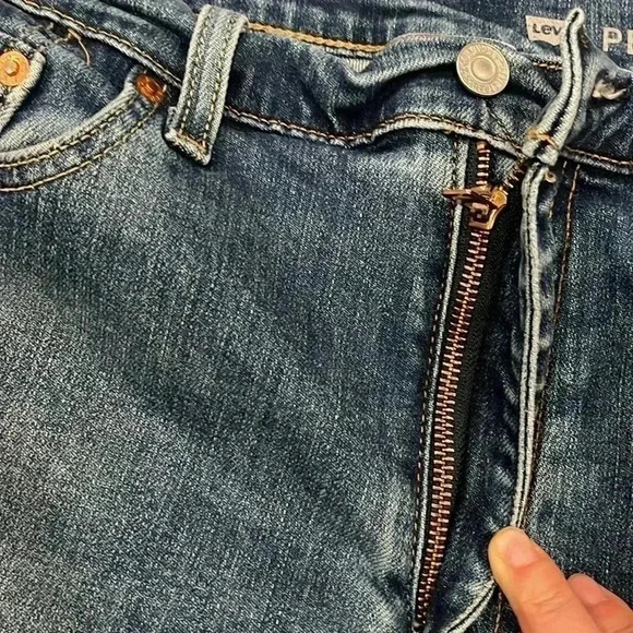 [36*32]Vintage Levi’s 511 Performance Men Straight  Leg Jeans - Picture 3 of 11